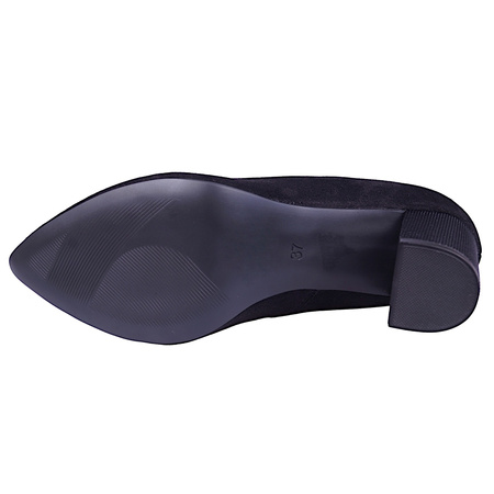 Polskie czółenka damskie zamszowe na obcasie z linii eco w kolorze czarnym model ESK 876