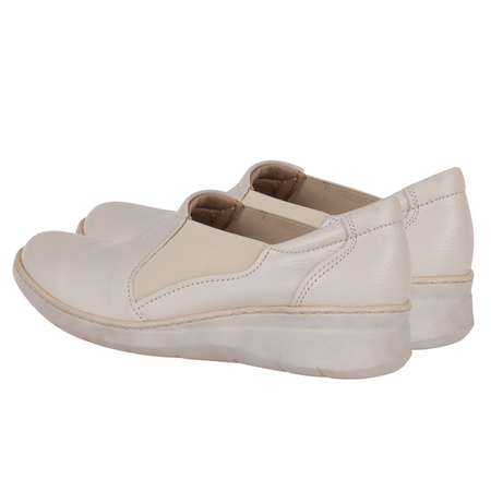 Komfortowe beżowe płaskie półbuty damskie Syrena SE 0567