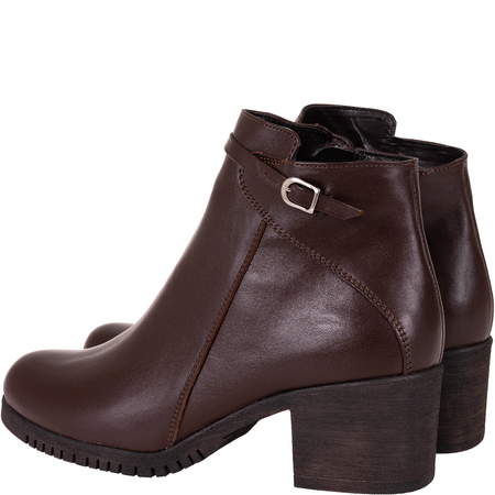 Botki damskie na obcasie marki Syrena SE 0046 czekolada