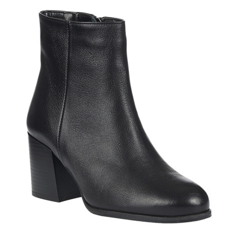 Czarne botki na obcasie skórzane STX 2845/2066 marki Syrena