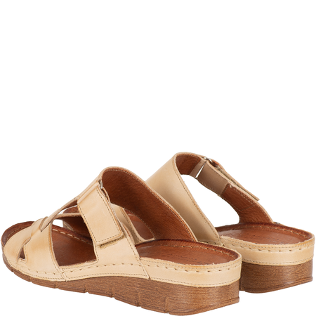 Klapki damskie skórzane marki Syrena SST 908/K beżowe