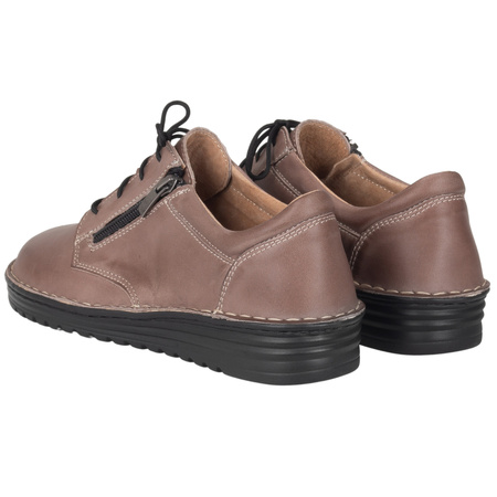 Klasyczne półbuty damskie skórzane Syrena SOT 075/M cappuccino