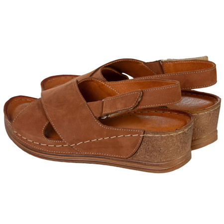 Skórzane sandały damskie marki Syrena SST 871 brązowe