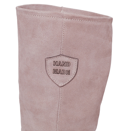 Zamszowe kozaki damskie na obcasie skóra naturalna Syrena SOP 204 cappuccino