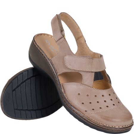 Beżowe sandały skórzane na koturnie - Syrena SH 150