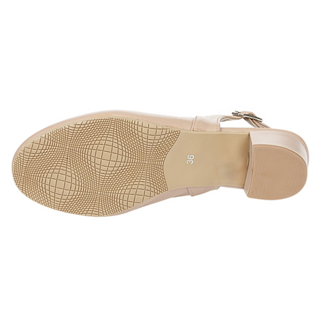 Skórzane sandały na koturnie Syrena SWB 556 beżowe