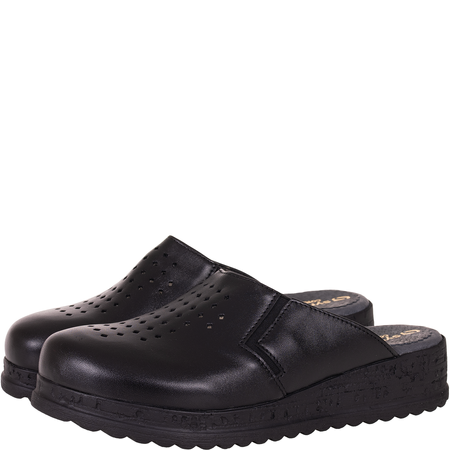 Czarne klapki skórzane marki Wielbut 563 na koturnie