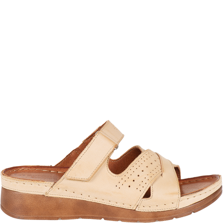 Beżowe klapki damskie skórzane marki Syrena SST 923