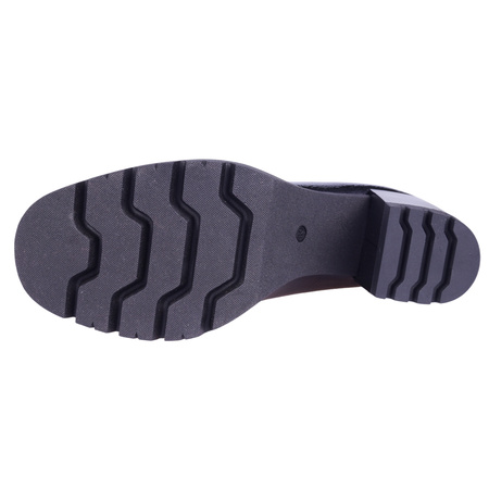 Polskie półbuty z linii eco w kolorze czarnym model EDA 321