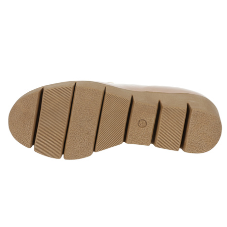 Półbuty na koturnie skórzane, beżowe Syrena SWB 028