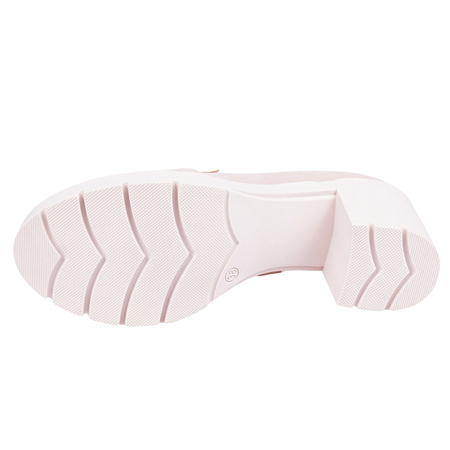 Polskie półbuty z linii eco w kolorze beżowym model EDA 321