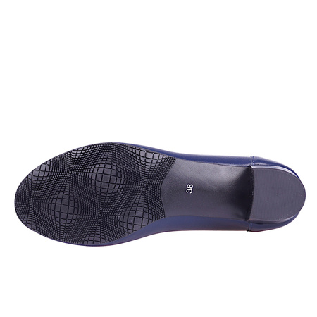 Klasyczne czółenka damskie skórzane marki Wielbut 027 granatowe