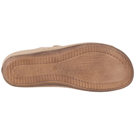 Klapki skórzane SST 828 beżowe marki Syrena - komfort i styl