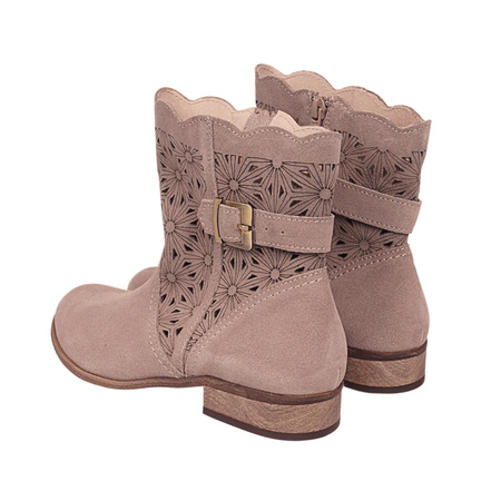 Botki damskie zamszowe z ozdobną cholewką Syrena SOP 222 cappucino