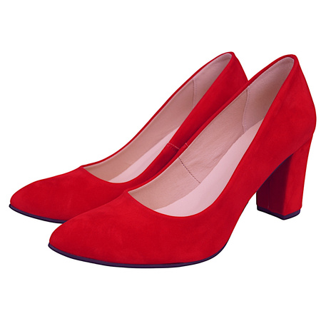 Polskie czerwone czółenka o wysokości 7 cm - idealne na każdą okazję