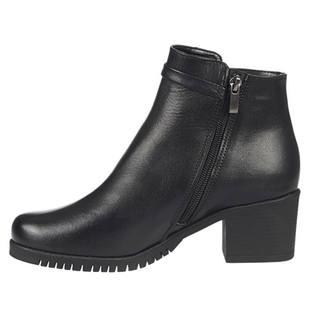 Czarne botki damskie na obcasie marki Syrena SE 0046