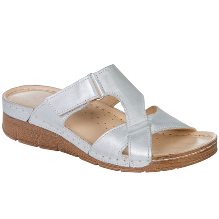 Klapki damskie skórzane Syrena SST 908/K biało-srebrne