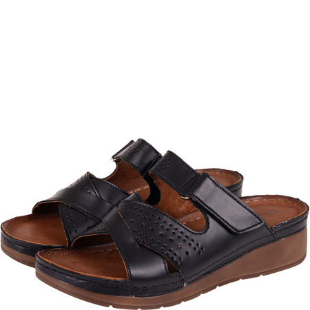 Czarne klapki damskie skórzane marki Syrena SST 923