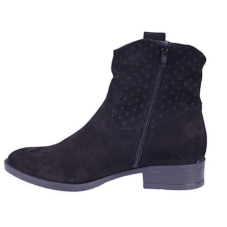 Czarne zamszowe botki damskie ocieplane na słupku z linii eco model ESK 23