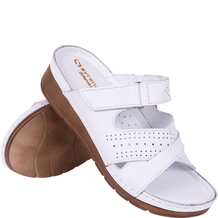 Białe klapki damskie skórzane marki Syrena SST 923