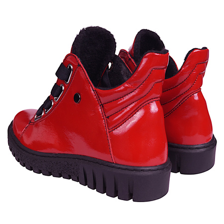 Botki damskie płaskie skórzane lakierowane Syrena SH 513 czerwone