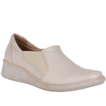 Komfortowe beżowe płaskie półbuty damskie Syrena SE 0567