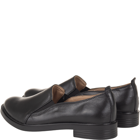 Czarne półbuty damskie wsuwane skórzane Syrena SE 0061