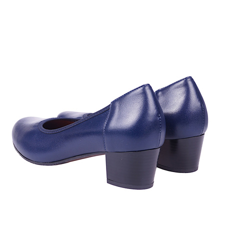 Klasyczne czółenka damskie skórzane marki Wielbut 027 granatowe