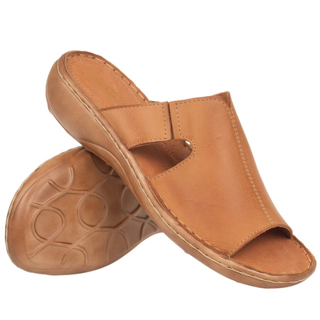 Komfortowe klapki damskie skórzane marki Syrena 663 rude