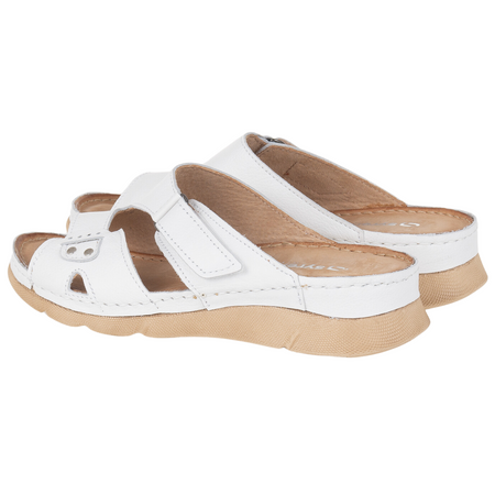 Klapki damskie Syrena SOT 423 - skóra naturalna w kolorze białym.