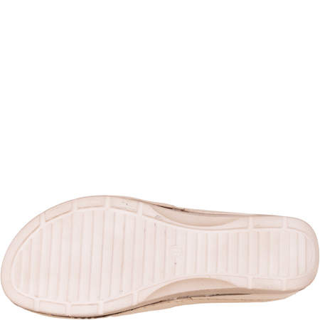 Beżowe klapki skórzane marki Syrena SWB 562 na koturnie