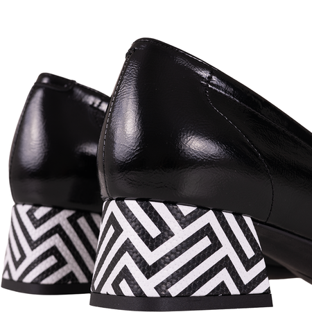 Czółenka damskie skórzane Syrena SPU 1535 czarny labirynt