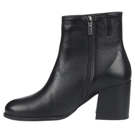 Czarne botki na obcasie skórzane STX 2845/2066 marki Syrena