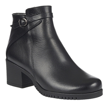 Czarne botki damskie na obcasie marki Syrena SE 0046