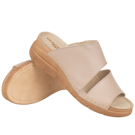 Klapki na koturnie skórzane marki Syrena SST 981 beżowe