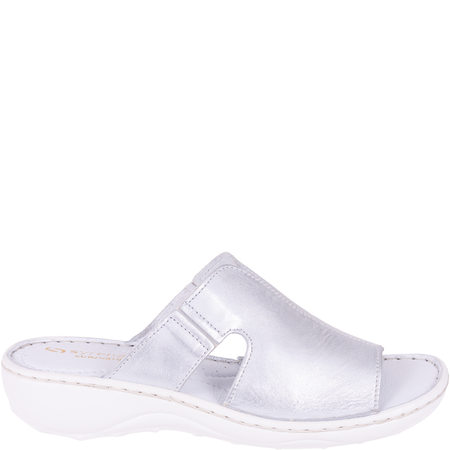 Skórzane klapki damskie marki Syrena SST 663 biało-srebrne