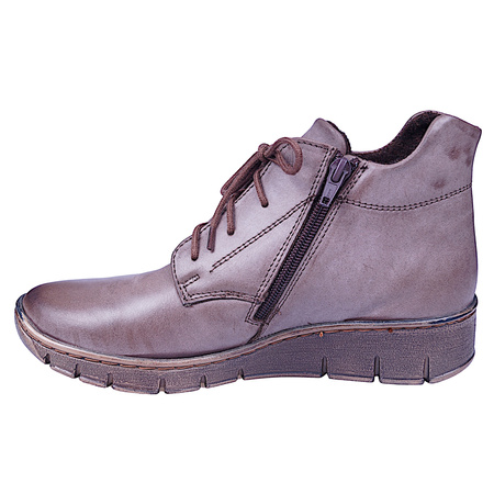 Botki damskie wiązane marki Syrena SST 4046 brązowe