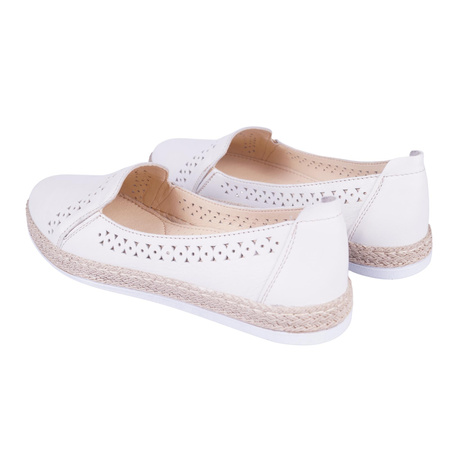 Białe mokasyny damskie ażurowe espadryle marki Syrena SW 220646