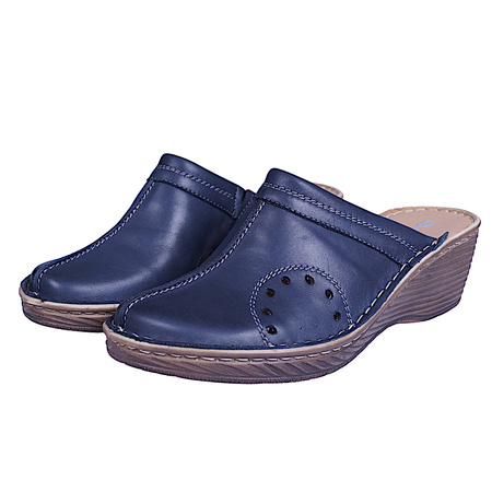 Skórzane klapki damskie na koturnie Syrena SH 624 granatowe